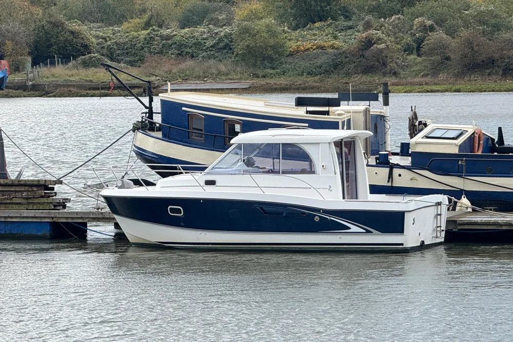 BoatPhoto.coverAlt