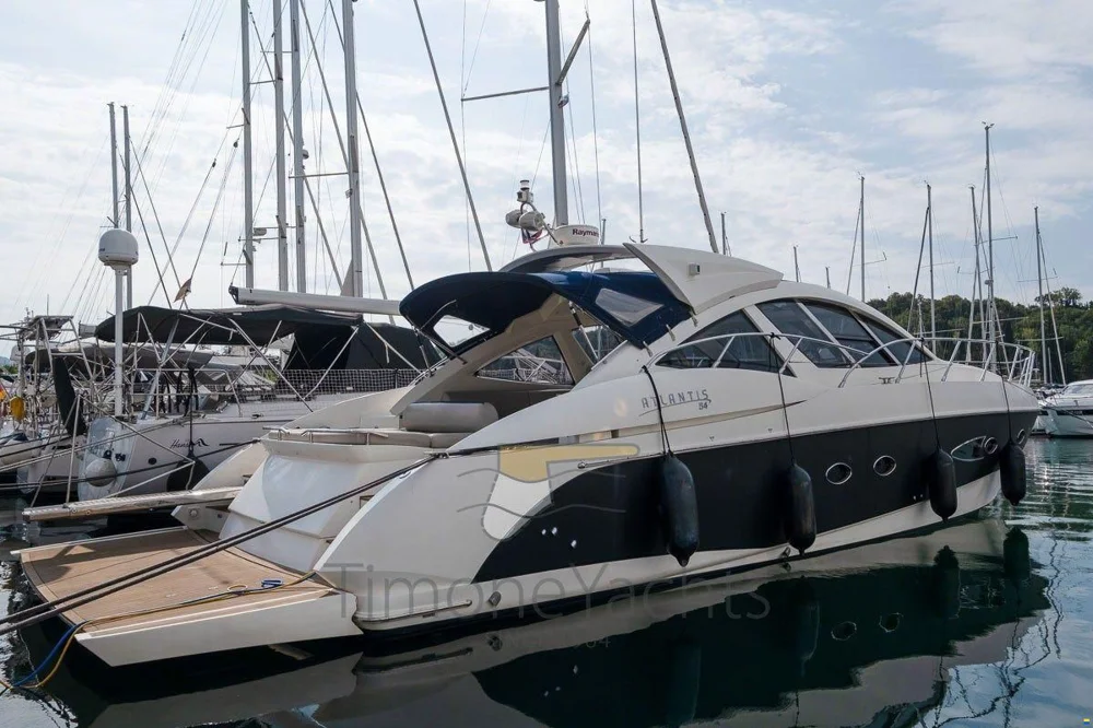 BoatPhoto.coverAlt
