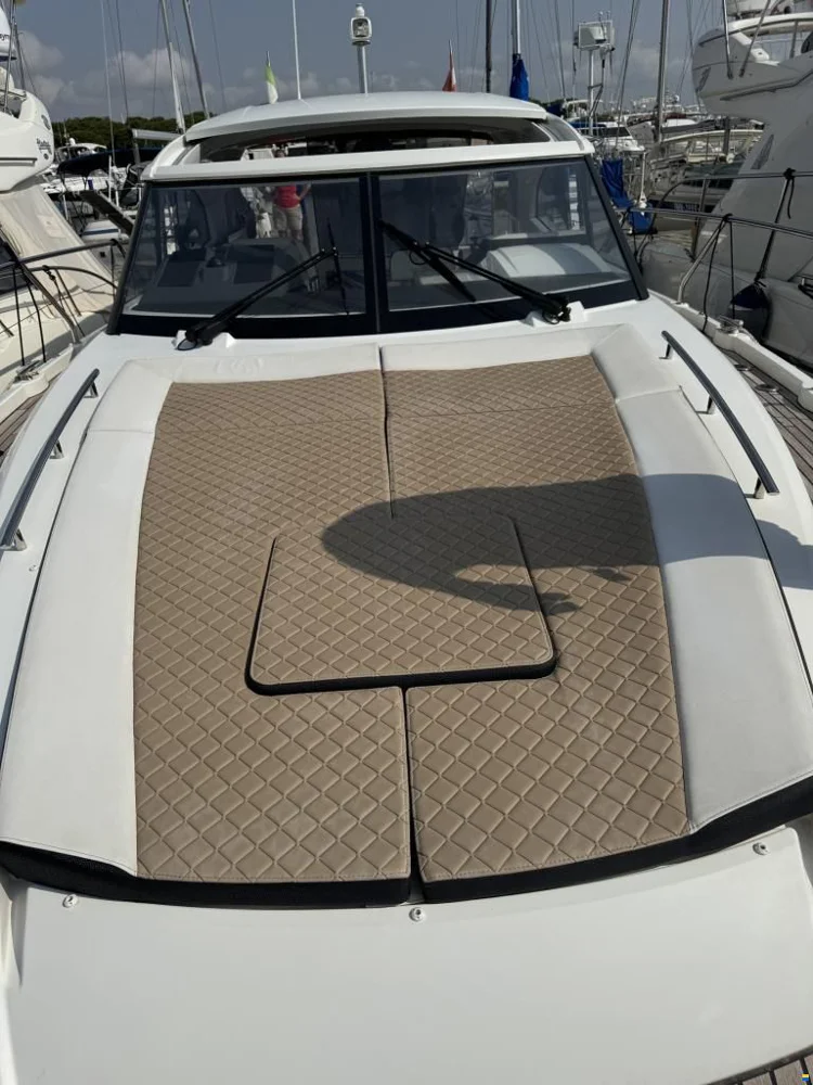 2020 Jeanneau Leader 36 for sale in Italy, photo 3 of 5