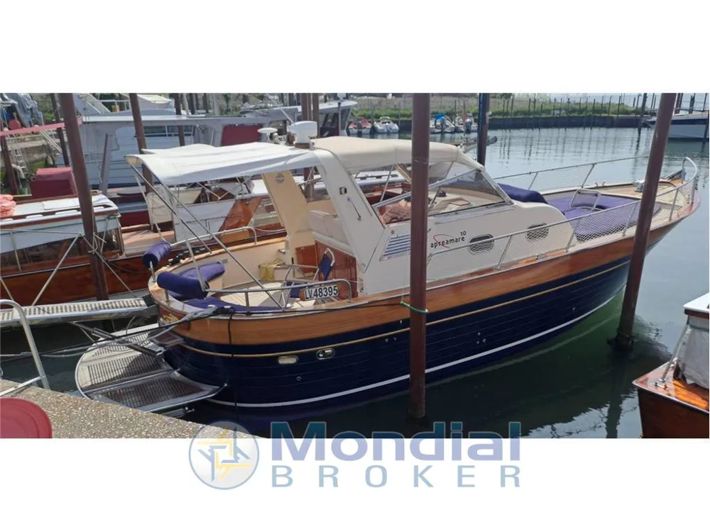 BoatPhoto.coverAlt