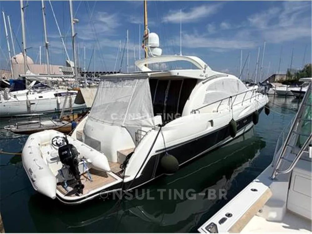 BoatPhoto.coverAlt