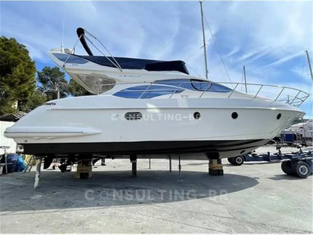 BoatPhoto.coverAlt