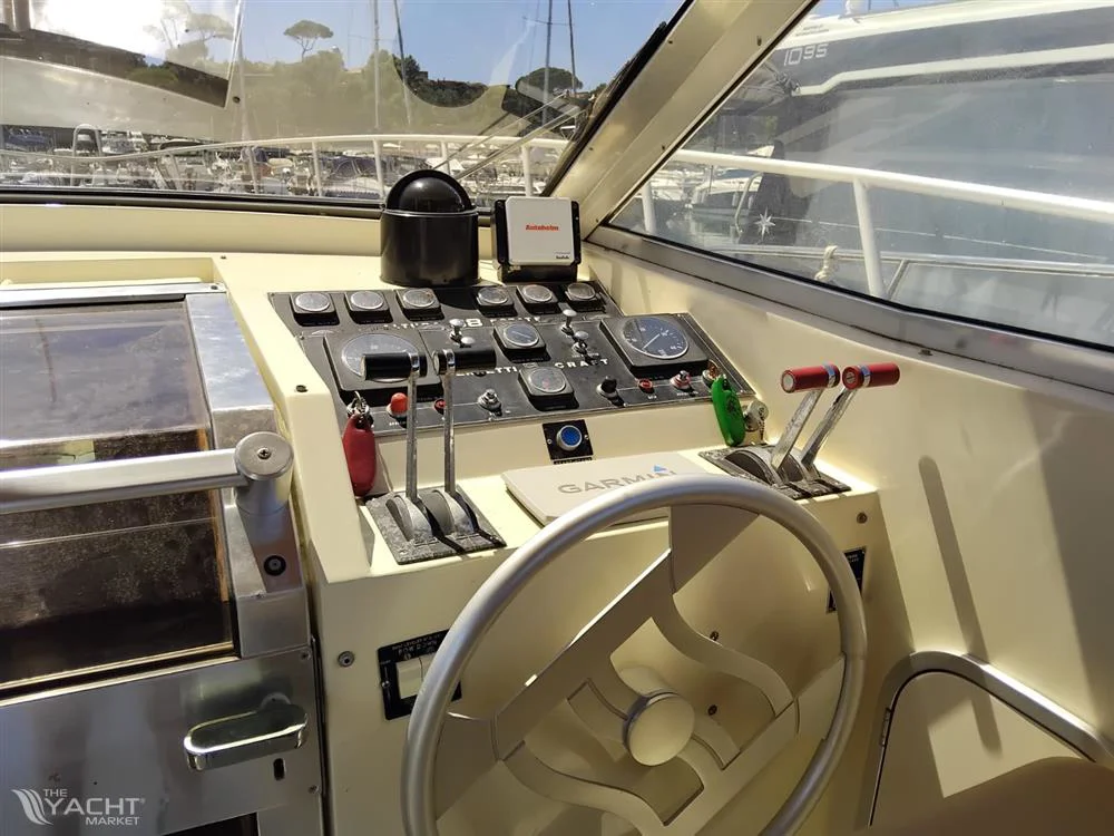 BoatPhoto.alt