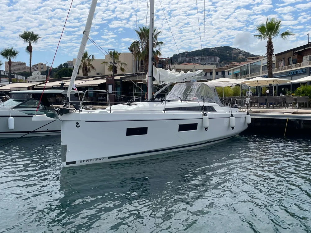 BoatPhoto.coverAlt