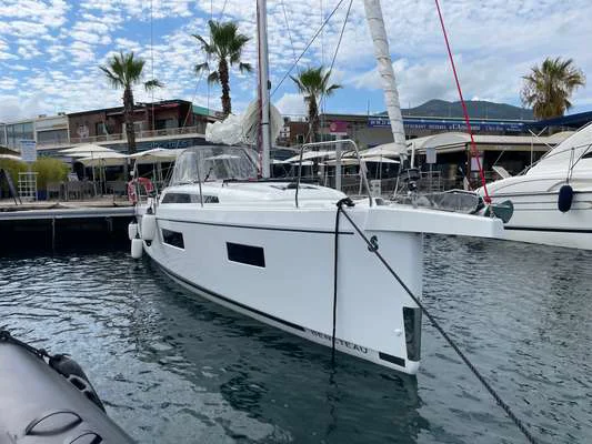 2024 BENETEAU OCEANIS 34.1 for sale in Ajaccio, France, photo 4 of 5