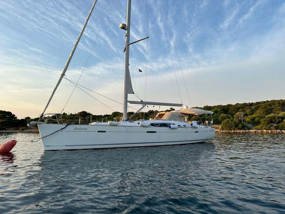 BoatPhoto.coverAlt