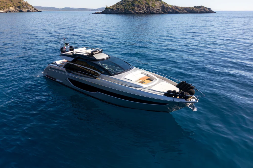 BoatPhoto.coverAlt