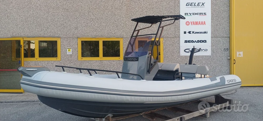 BoatPhoto.coverAlt