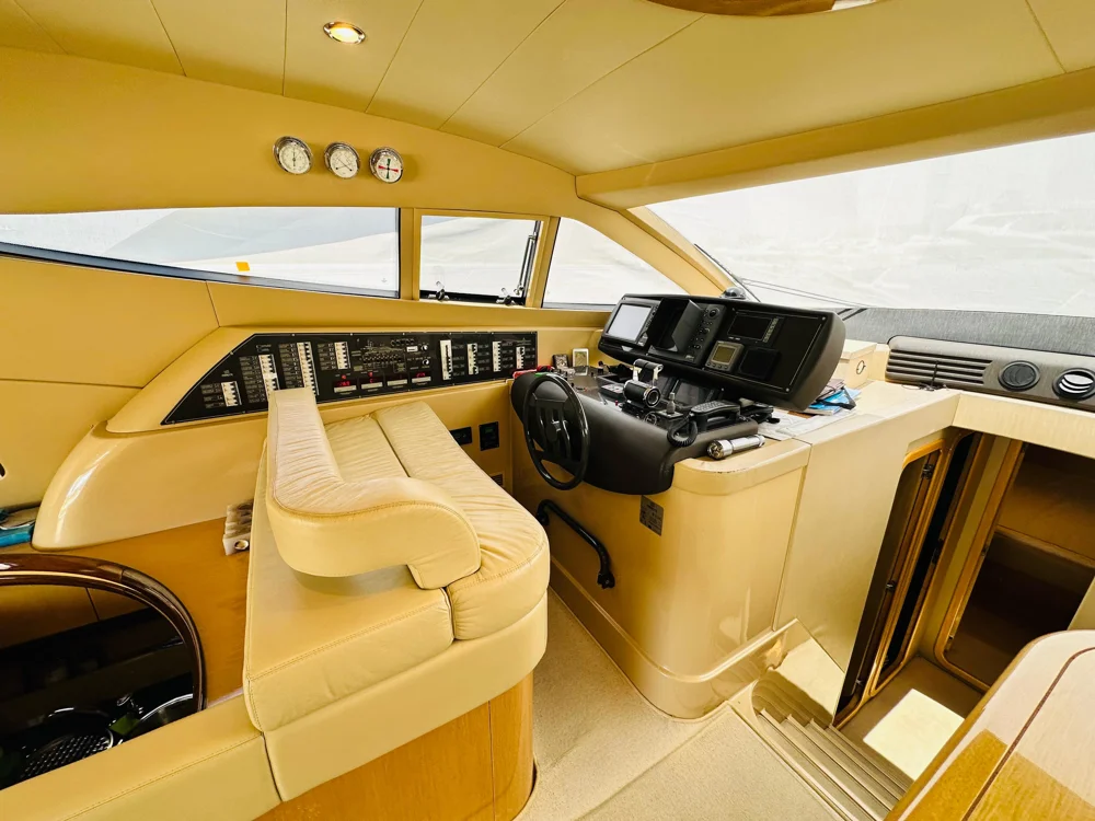 2005 FERRETTI 550 for sale in ATHENS, Greece, photo 5 of 5