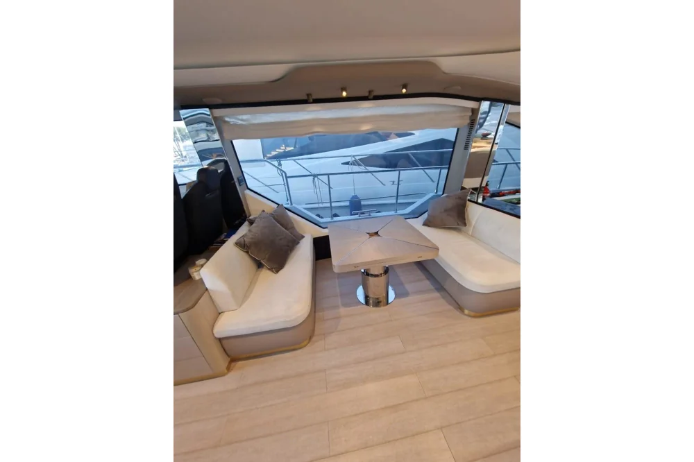 2021 Azimut Fly 60 for sale in Nice, France, photo 3 of 5