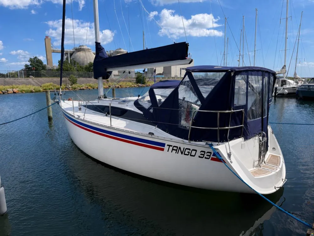 BoatPhoto.coverAlt