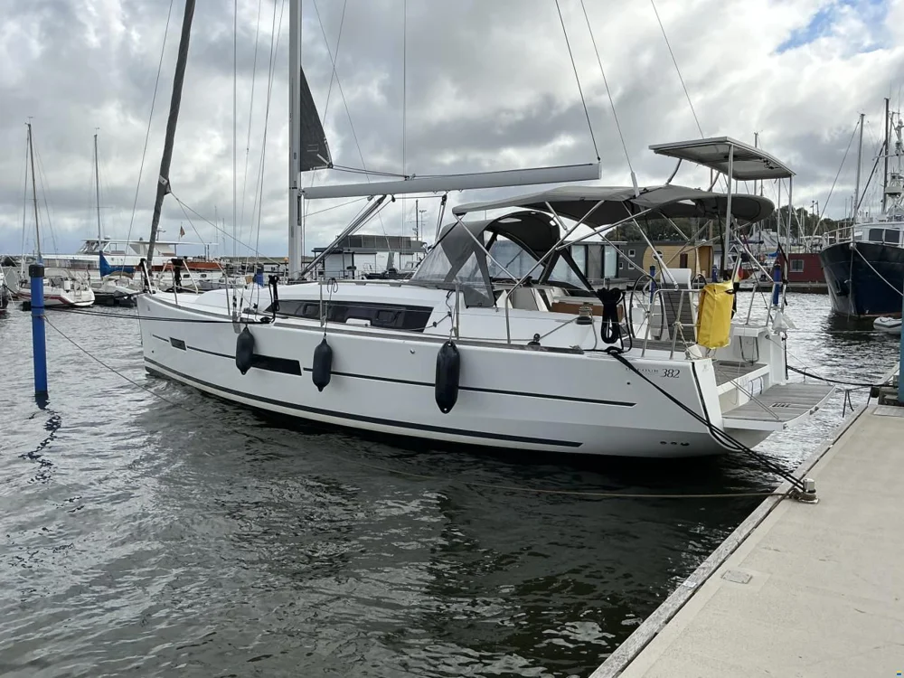 BoatPhoto.alt