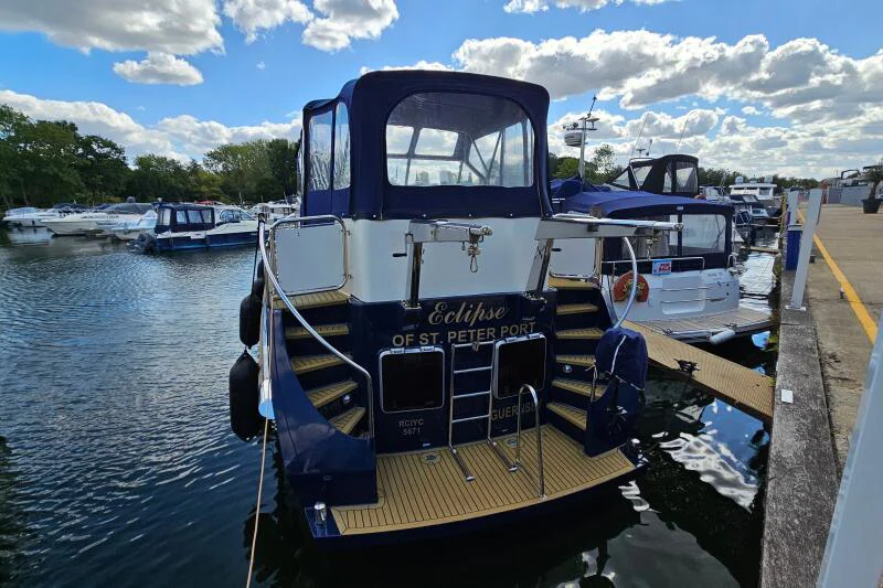 BoatPhoto.alt