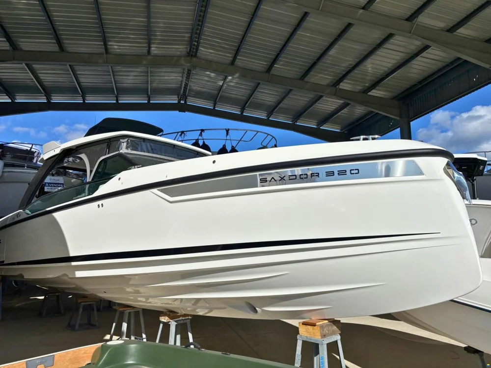 BoatPhoto.coverAlt