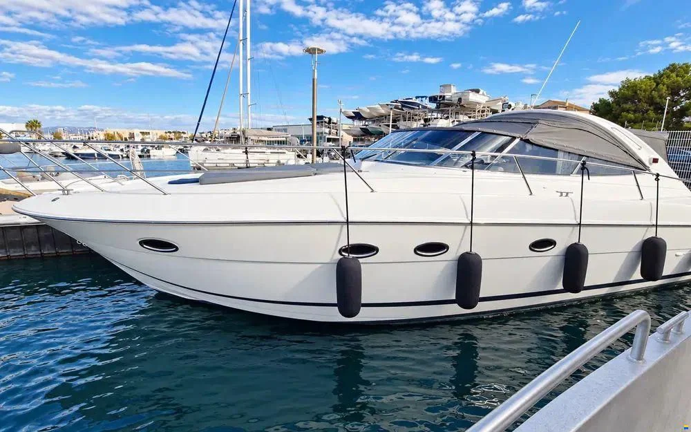 BoatPhoto.coverAlt