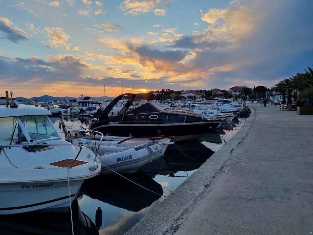 BoatPhoto.coverAlt