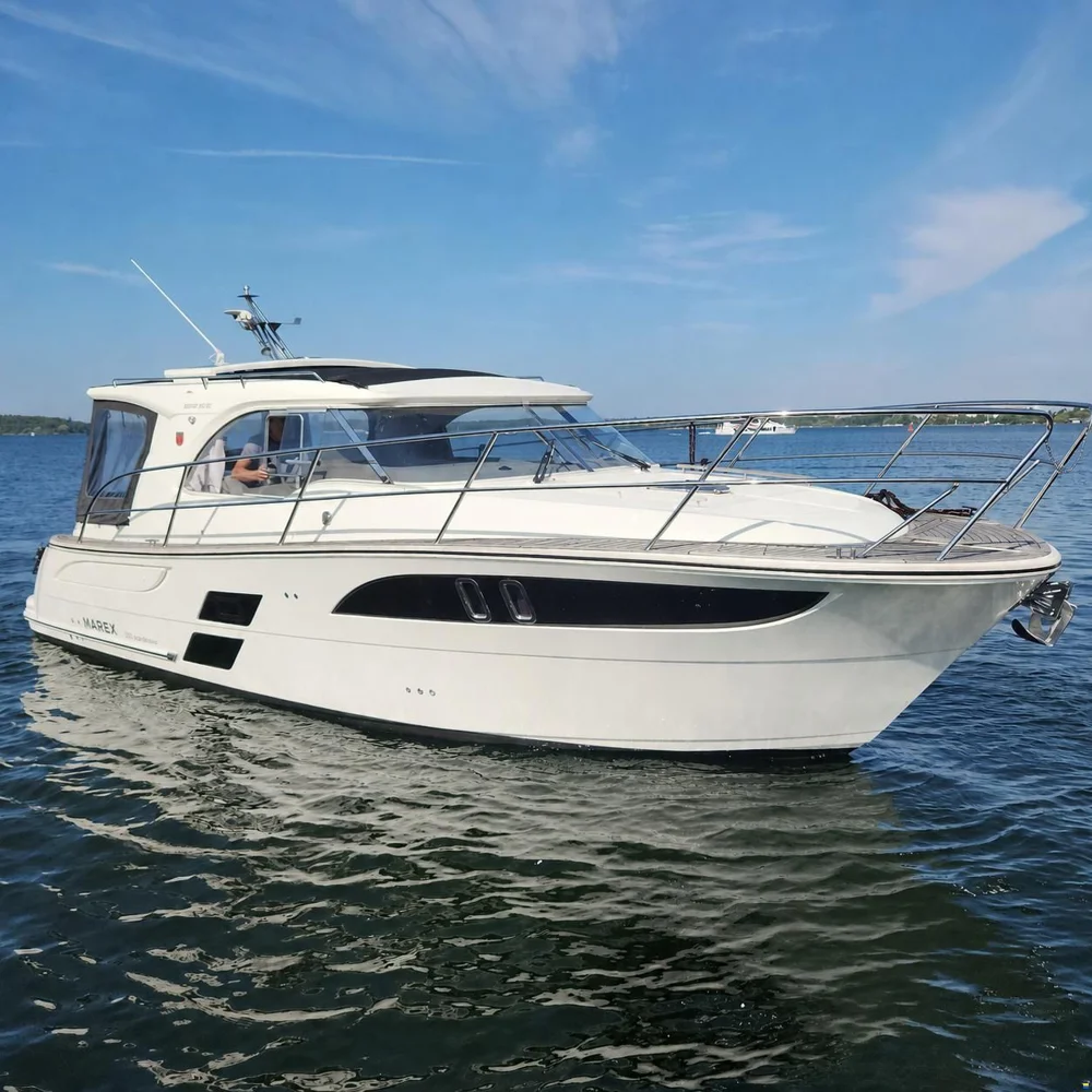 BoatPhoto.coverAlt