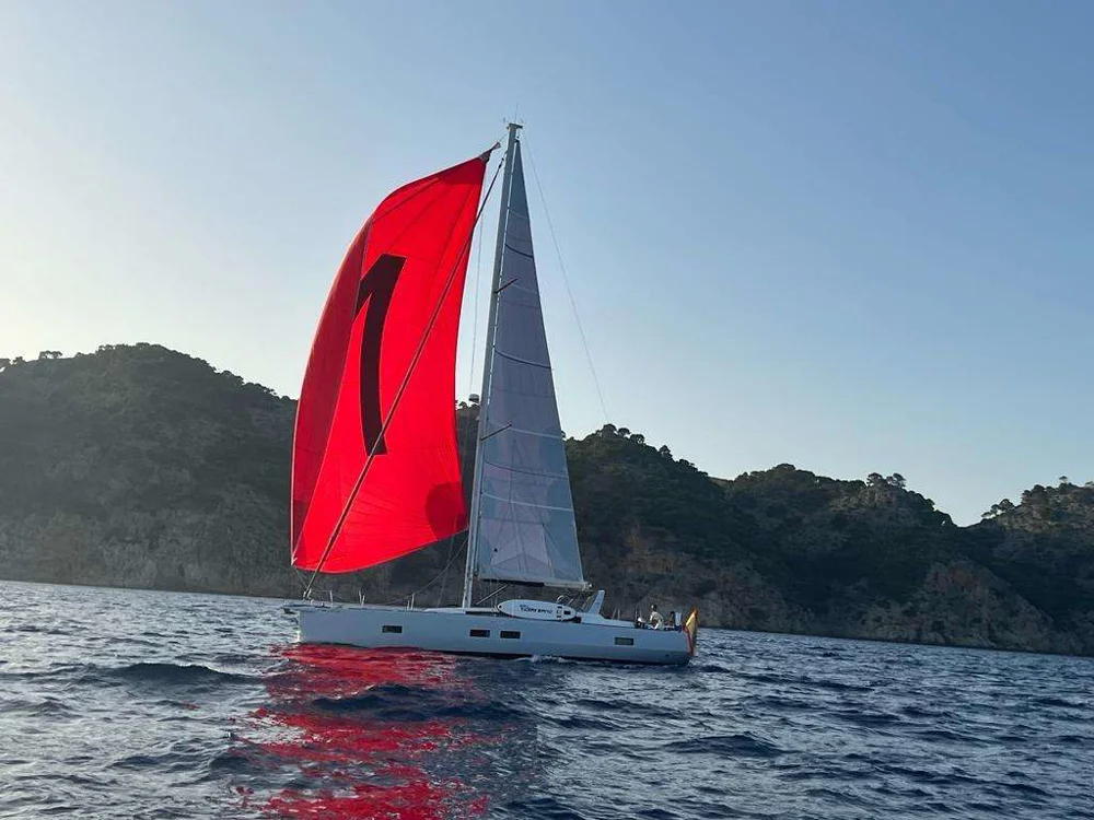 BoatPhoto.coverAlt