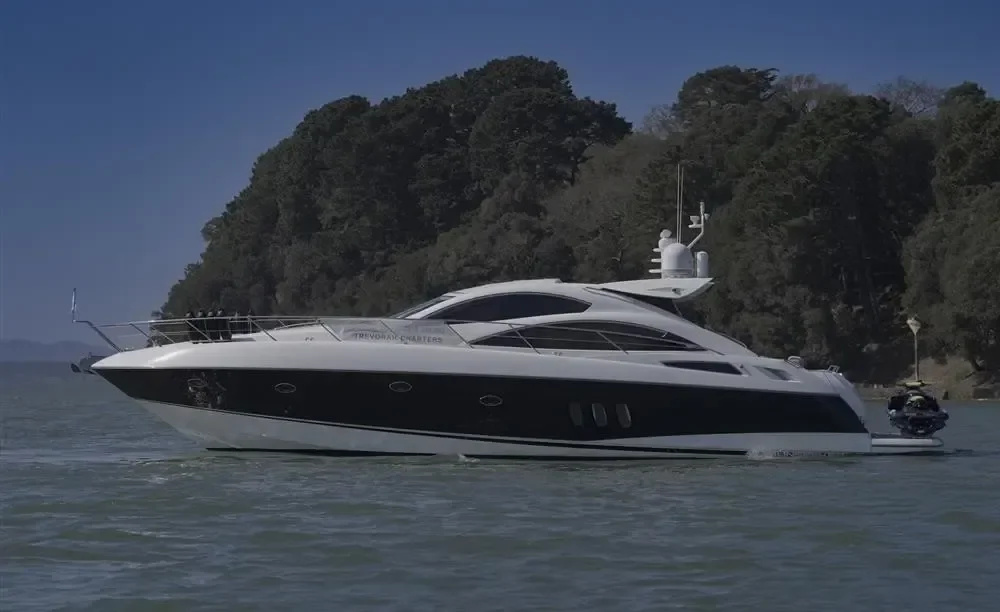 BoatPhoto.coverAlt