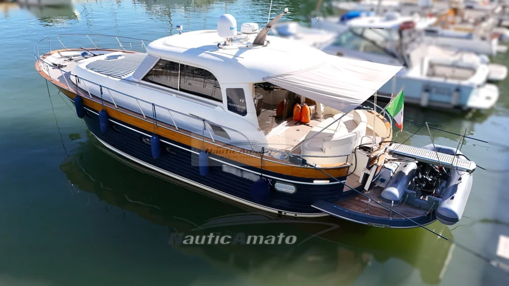 BoatPhoto.coverAlt