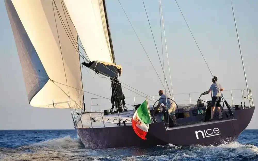 BoatPhoto.coverAlt