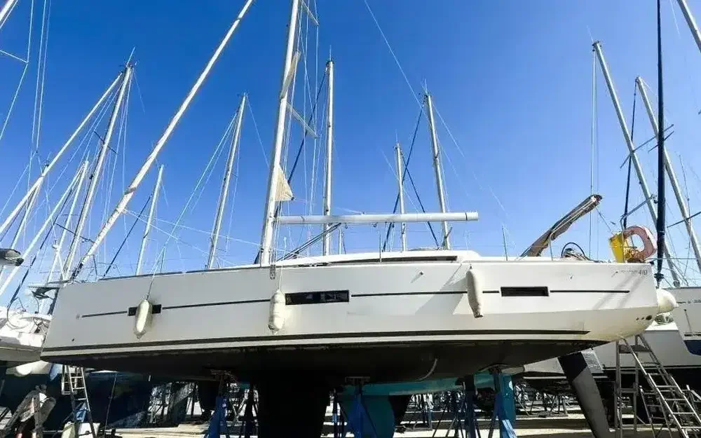 BoatPhoto.coverAlt
