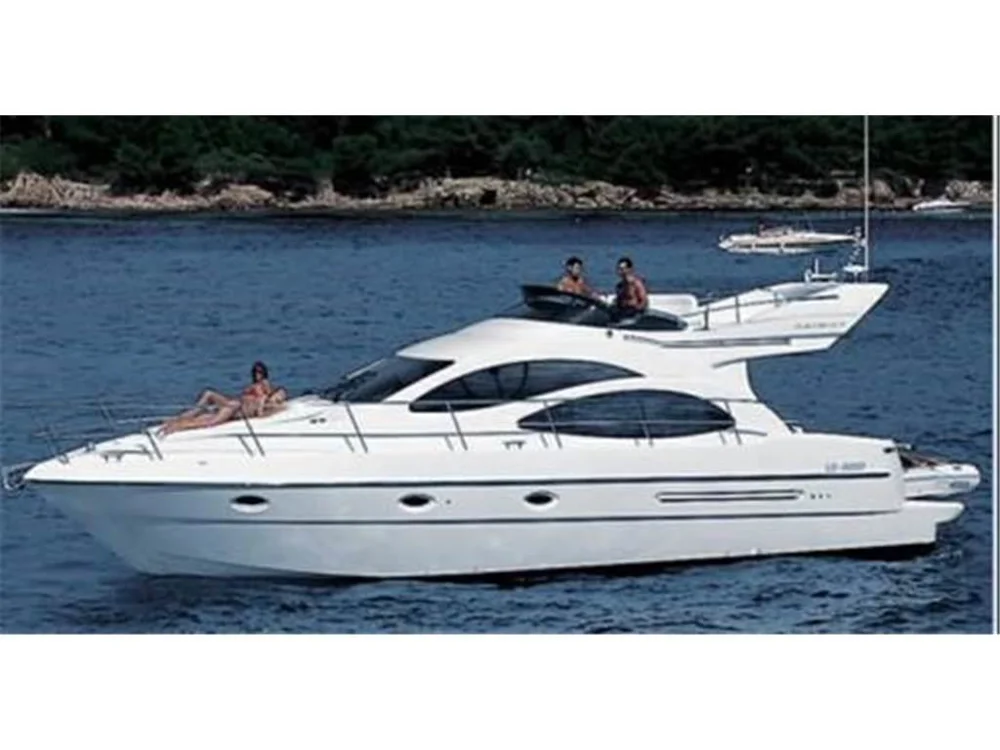 BoatPhoto.coverAlt