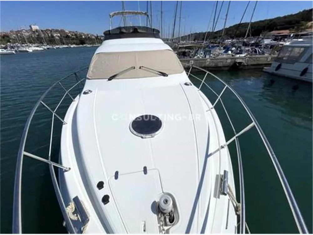 2002 Azimut 42 fly for sale in Croatia, photo 2 of 5