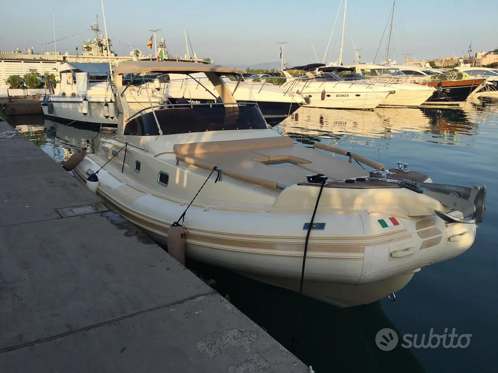 BoatPhoto.coverAlt