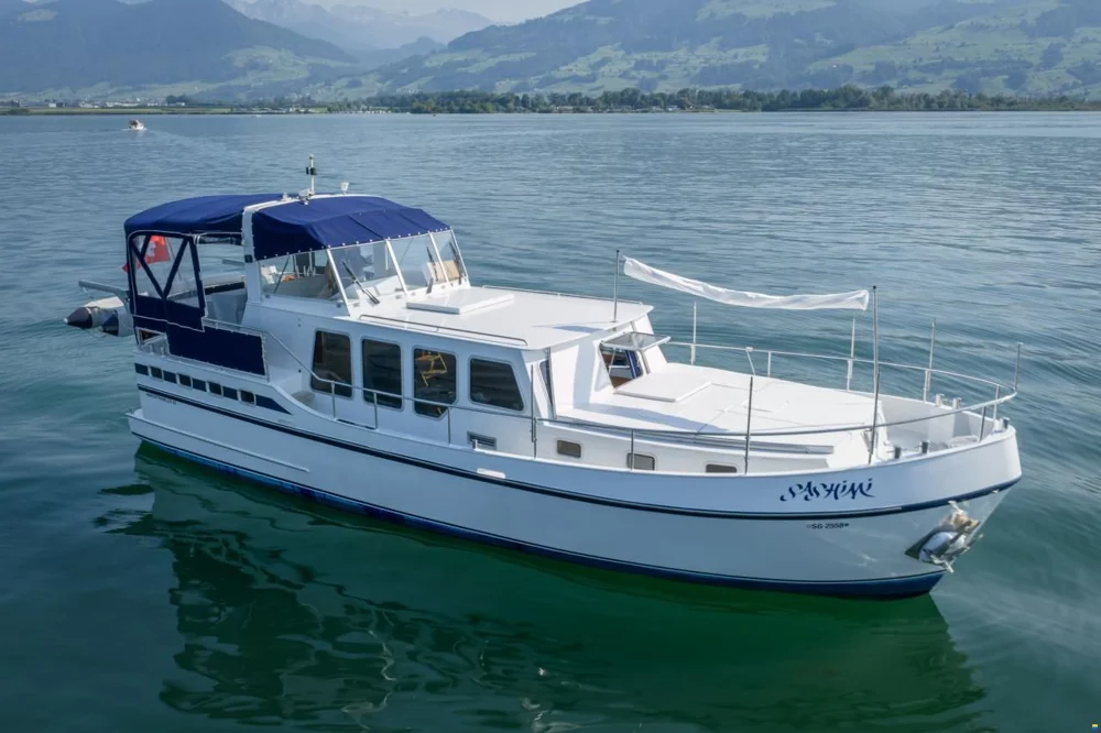 BoatPhoto.coverAlt