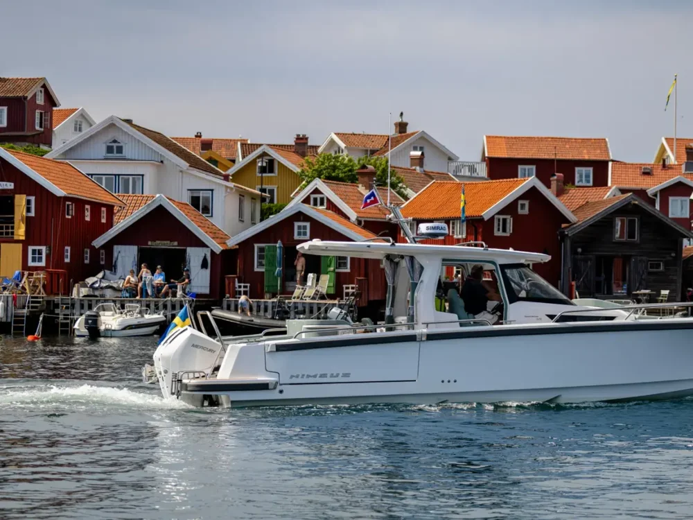 BoatPhoto.coverAlt