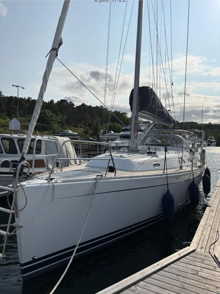 BoatPhoto.coverAlt