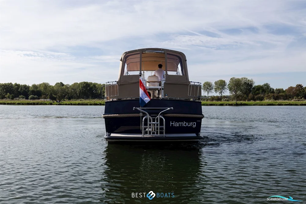 BoatPhoto.alt