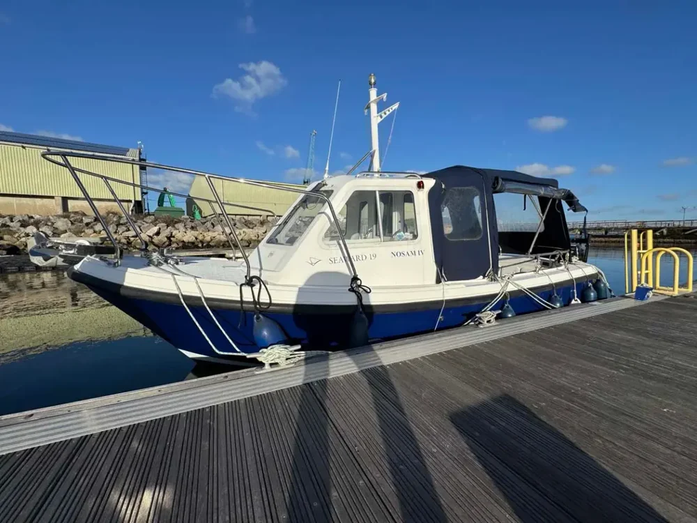 BoatPhoto.alt