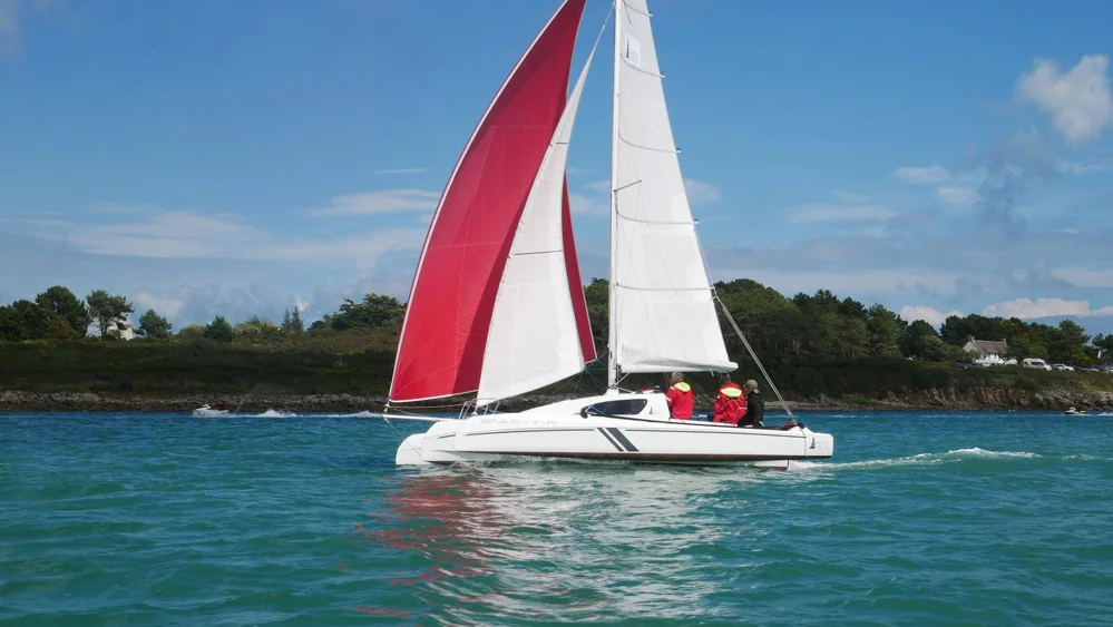 BoatPhoto.coverAlt