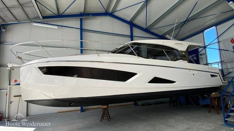BoatPhoto.coverAlt