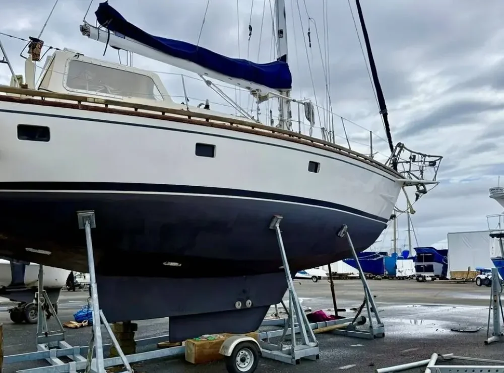 BoatPhoto.coverAlt