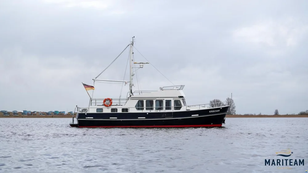 BoatPhoto.coverAlt