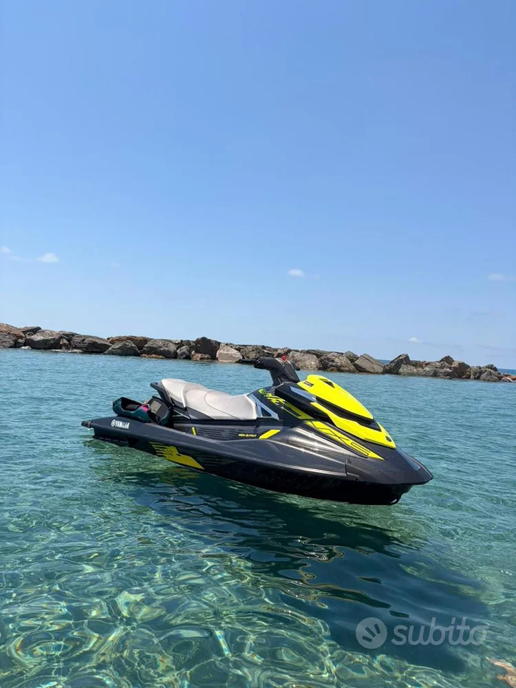 BoatPhoto.coverAlt