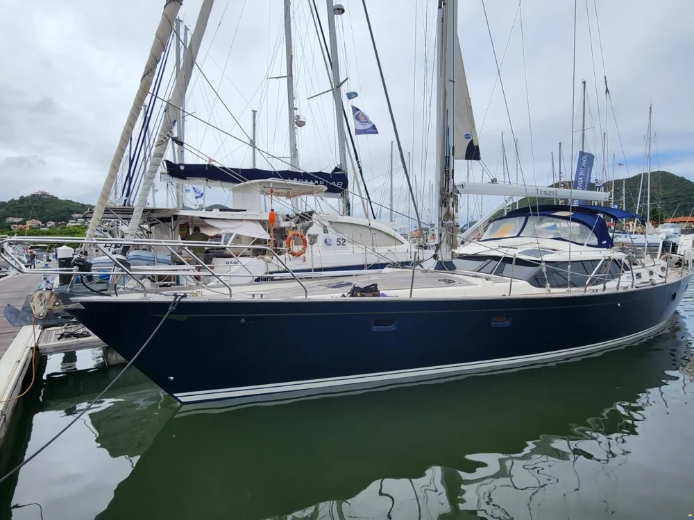BoatPhoto.coverAlt