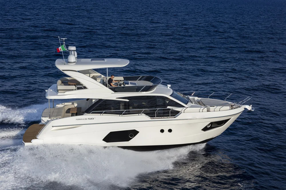 BoatPhoto.coverAlt