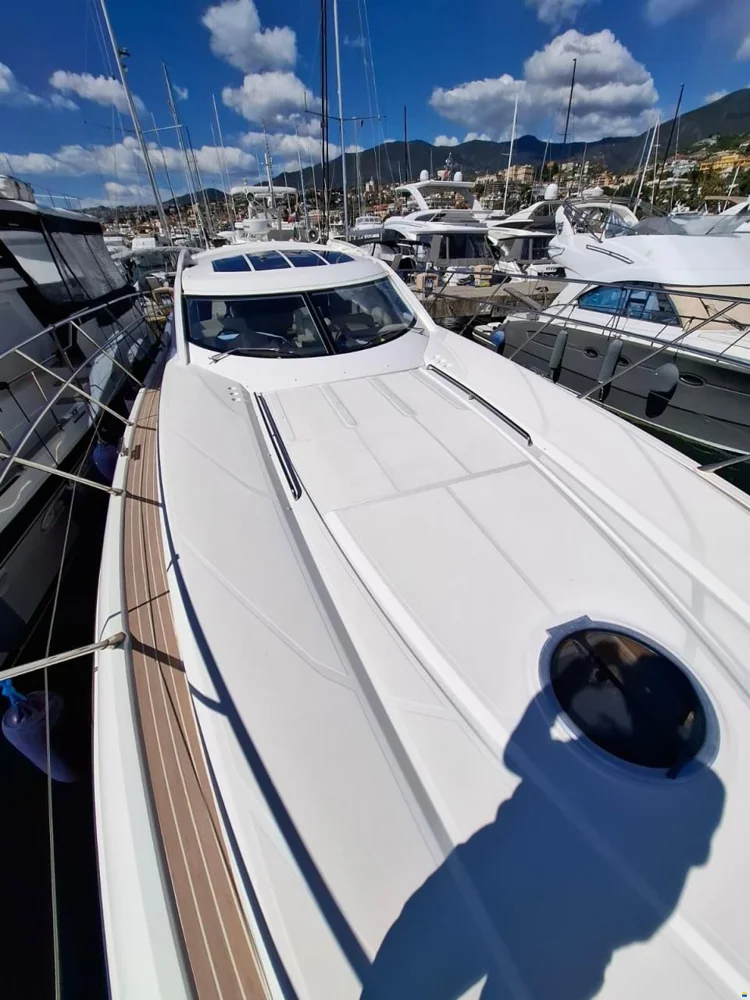 BoatPhoto.alt