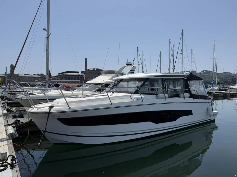 BoatPhoto.alt
