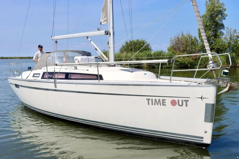 BoatPhoto.coverAlt