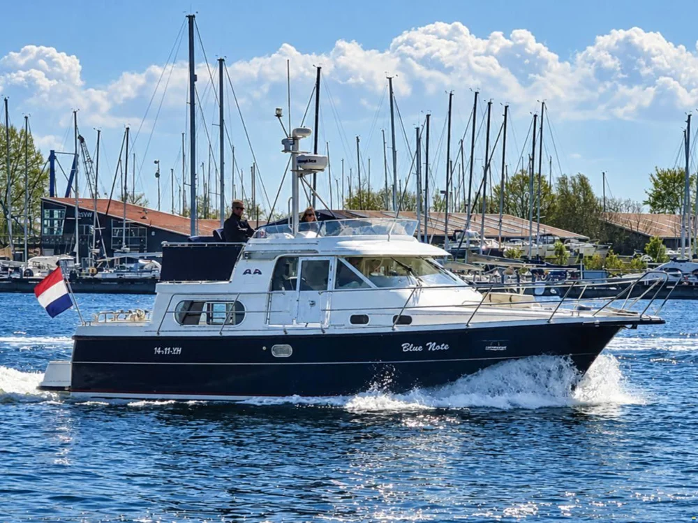 BoatPhoto.coverAlt