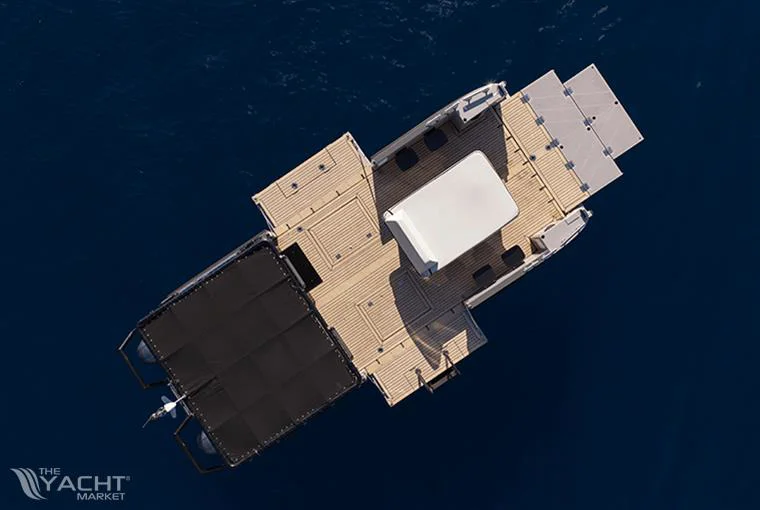 BoatPhoto.alt