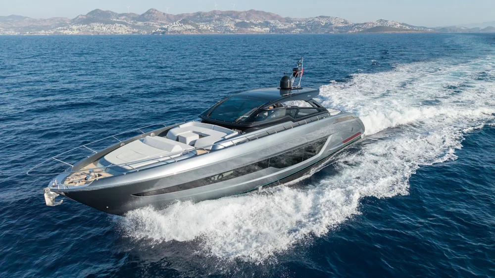 BoatPhoto.coverAlt