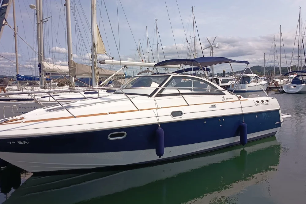 BoatPhoto.coverAlt