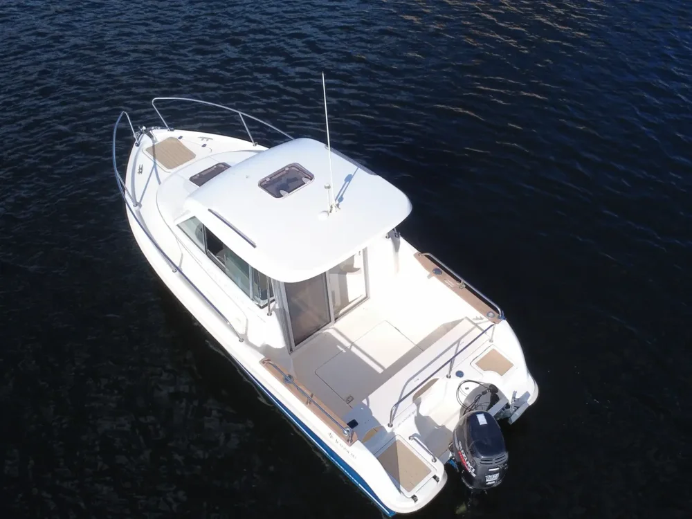 BoatPhoto.alt
