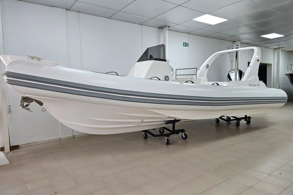 BoatPhoto.coverAlt